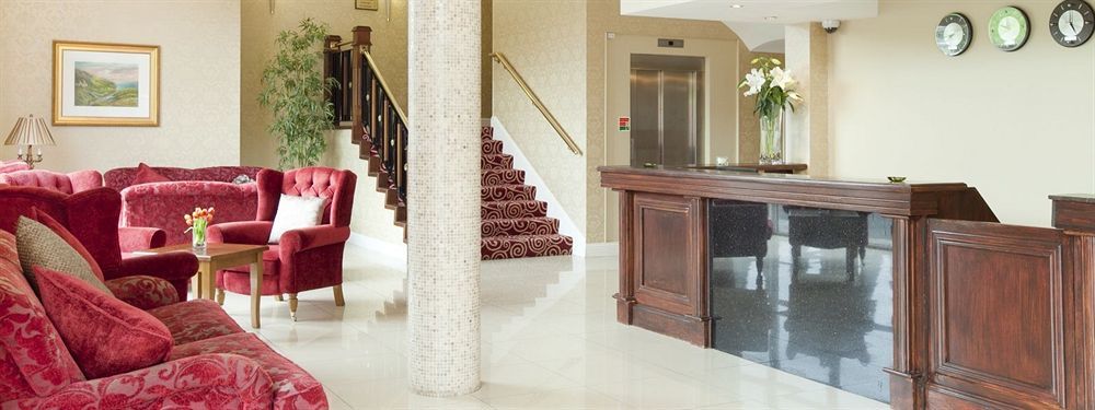 Riverside Park Hotel Macroom Buitenkant foto